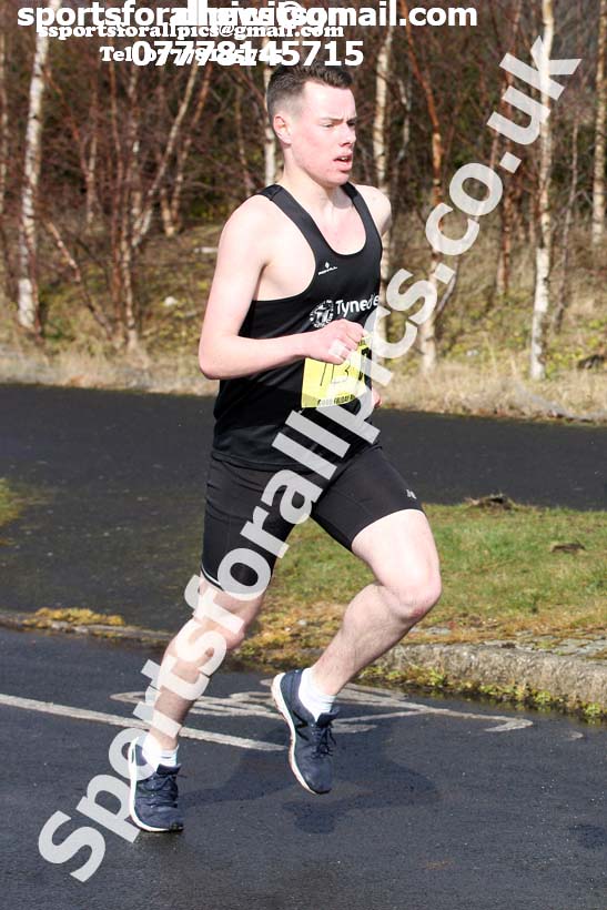 Senior mens Good Friday Elswick Harriers Relay, Newburn, Newcastle. Photo: David T. Hewitson/Sports for All Pics